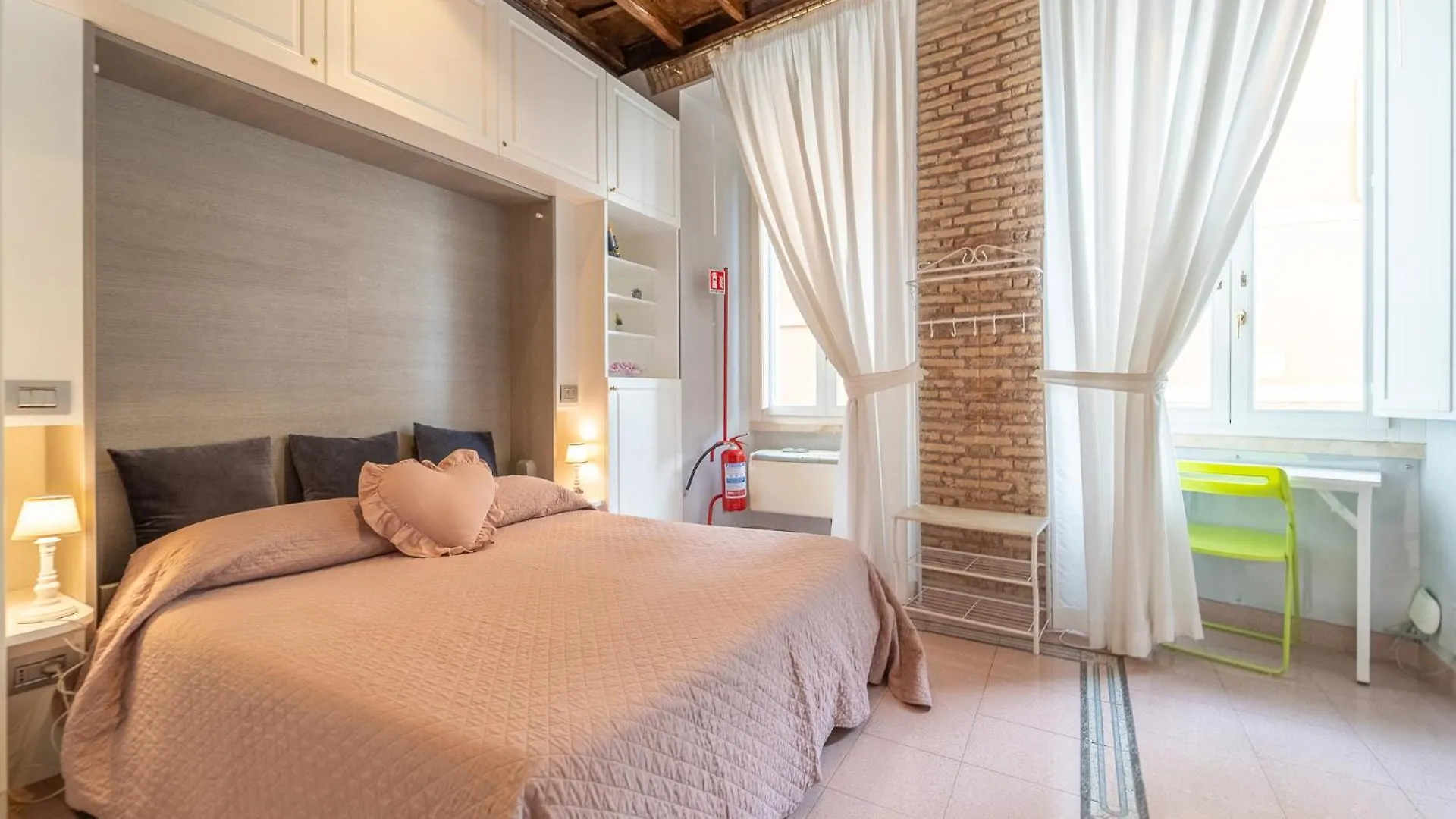 Secret Studio Retreat In The Heart Of The Ghetto By Houseeds Rome