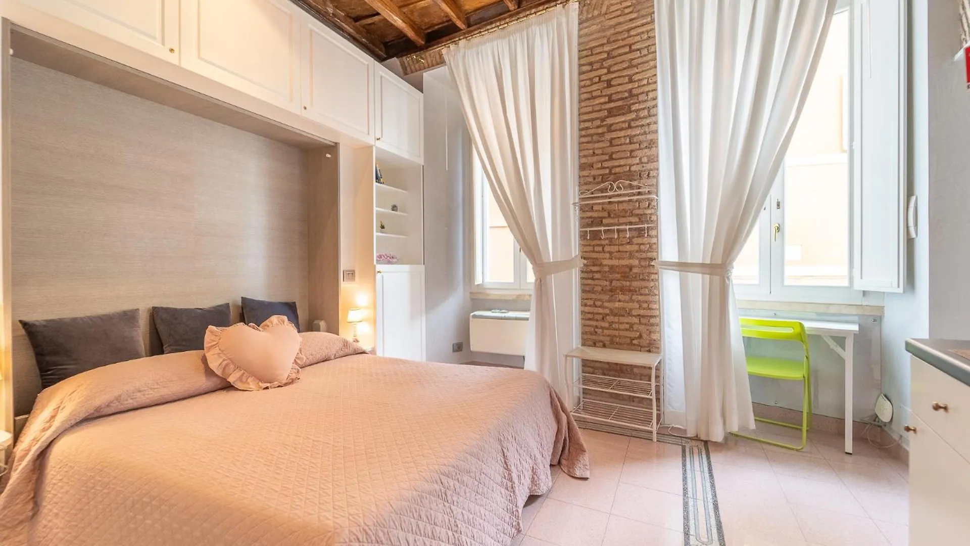 Apartment Secret Studio Retreat In The Heart Of The Ghetto By Houseeds Rome